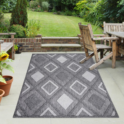 Mayura Geometric Indoor / Outdoor Rug