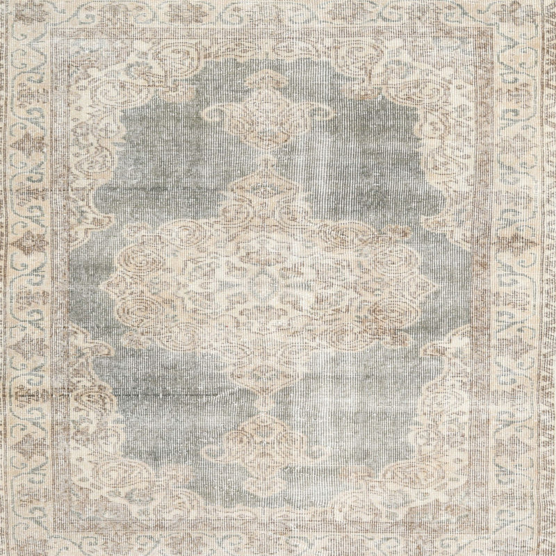 Oriental Indoor Rug, Round 7'