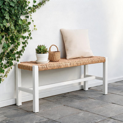 Banc en bois naturel rembourré en ruppie maritime naturelle de style campagnard pour les coins-repas de la cuisine