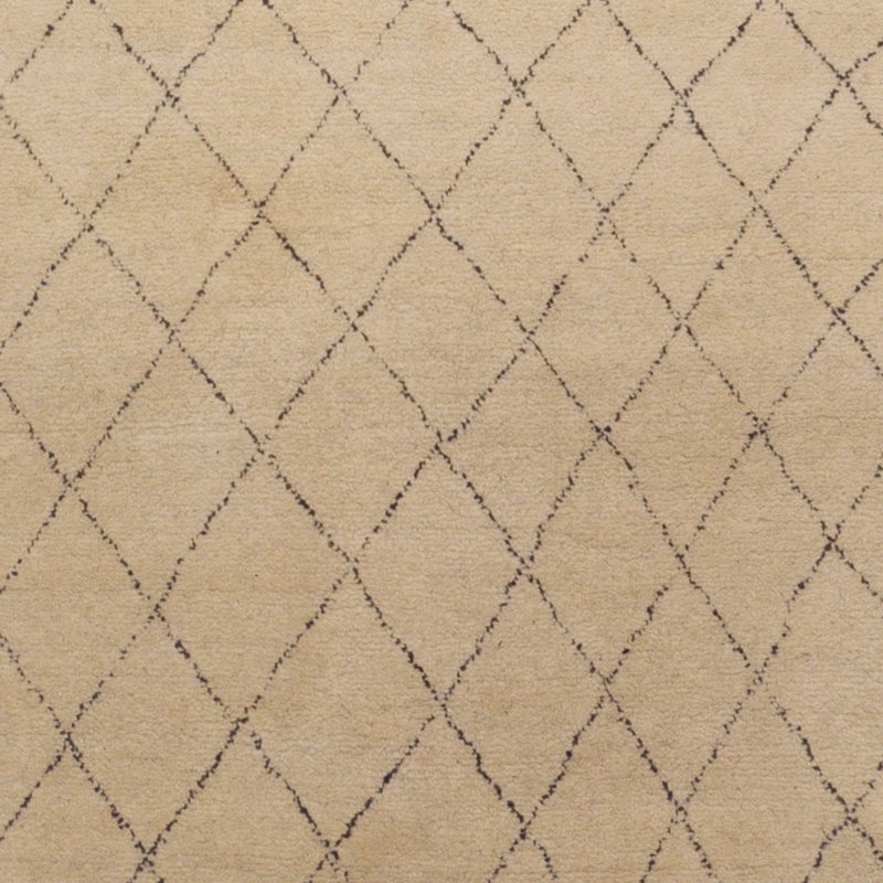 Tapis marocain ivoire en laine noué à la main de conception unique 6 pi x 9 pi Lues