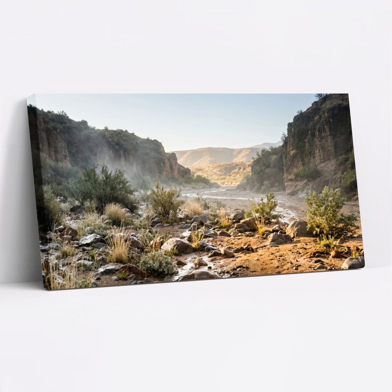 Ensemble de 1 tableau sur toile représentant un canyon désertique, L 58 po x H 28 po, Toile tendue