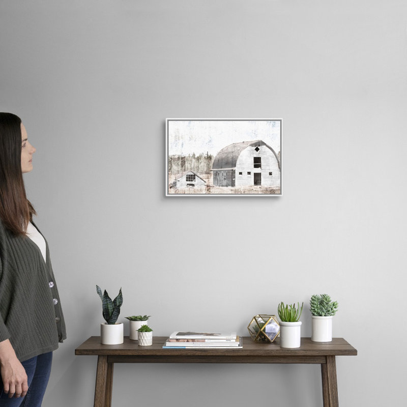 Reproduction d’art sur toile, "Broken White Barn" par Milli villa, H 14 po x l 20 po x P 1,75 po, Cadre blanc