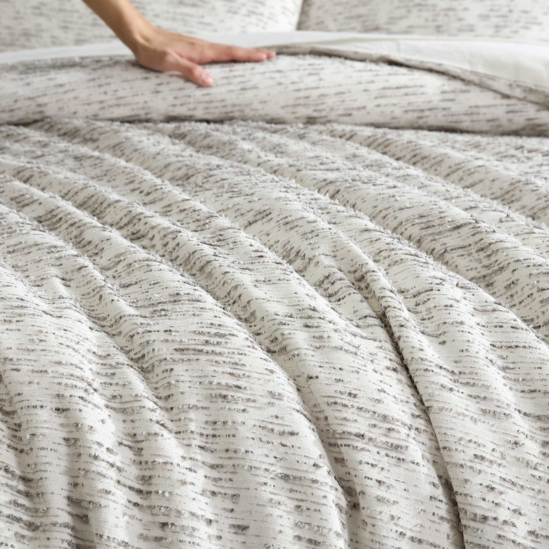 Vera Wang Cotton Voile Solid White Quilt Set, King Quilt + 2 King Shams