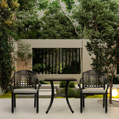 Outdoor Patio Dining Armchair with Cushion