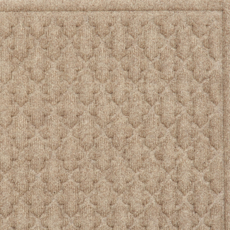 Tapis d'entrée antidérapant Rockland, Taupe, 18 po x 31 po
