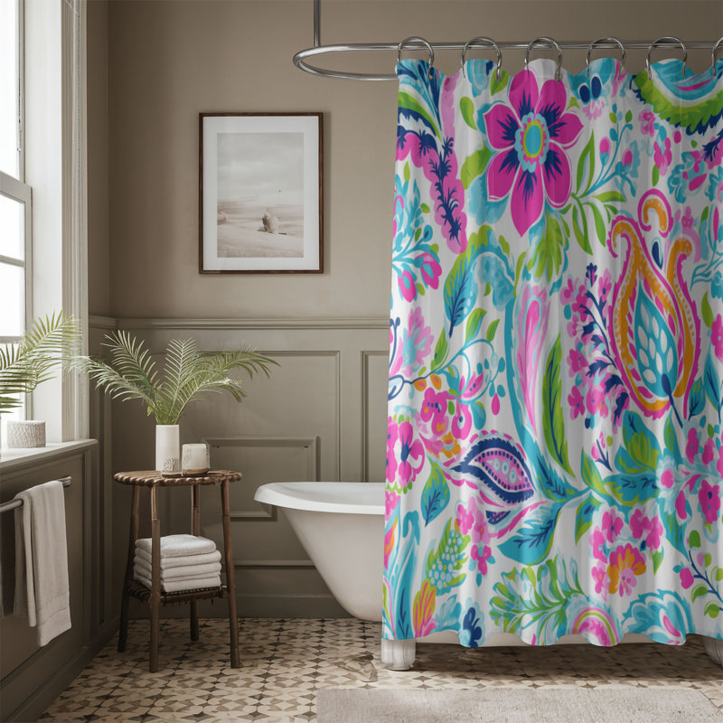 Rideau de douche standard 1 pièce Bold Paisley Designs, 74" H x 35" W, Abstract