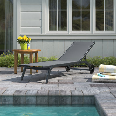 Chaise longue inclinable 65 po Lowder