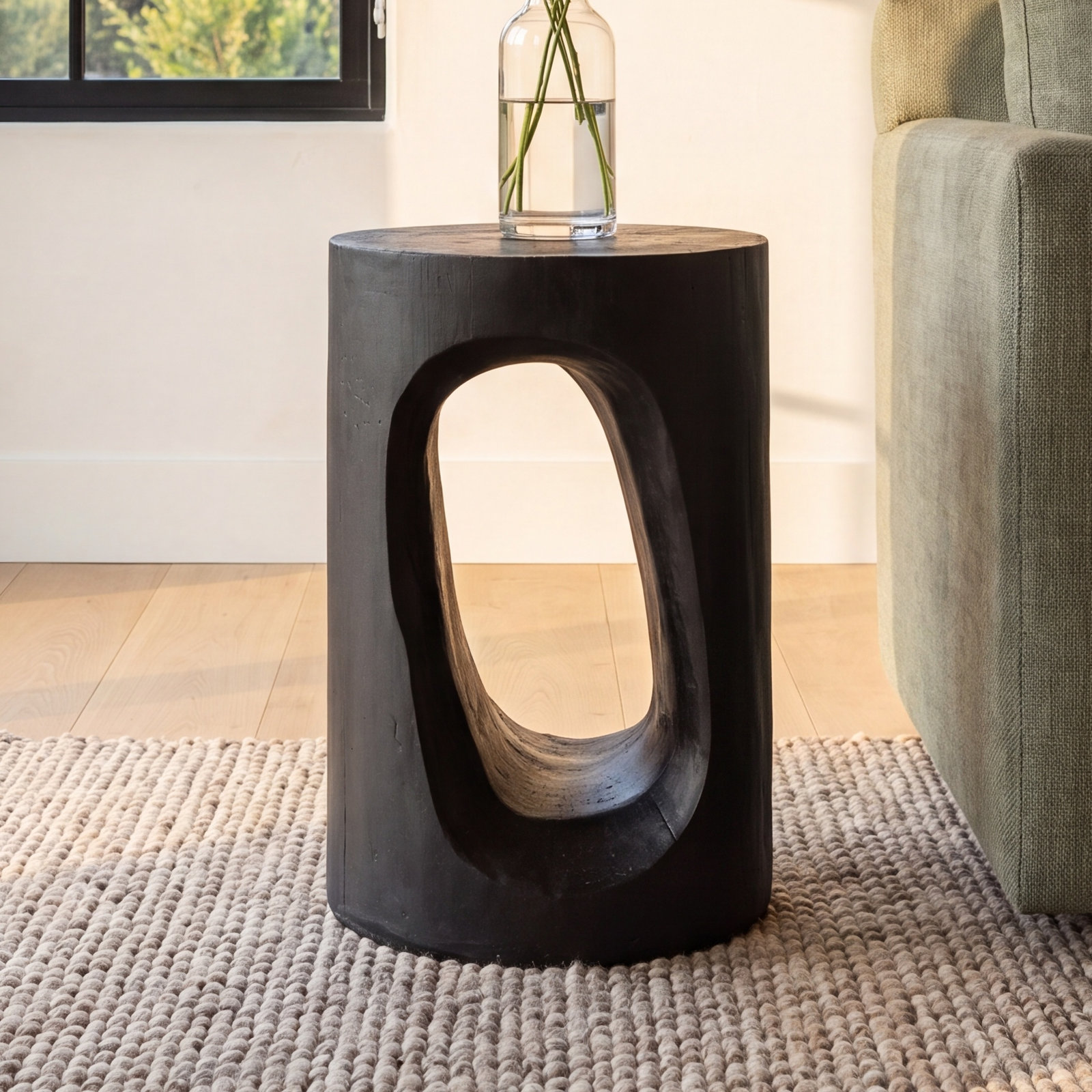 Vargas 14" End Table