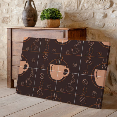 La toile crée un motif sans couture avec des tasses de café stylisées et des grains de café sur fond brun foncé