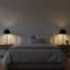 Lampe de table champignon en métal 23 po avec abat-jour dôme Aurelius