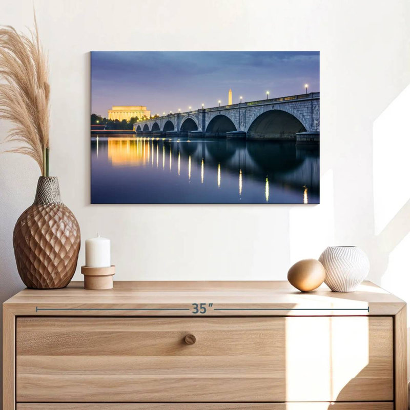 Lilie Arlington Memorial Bridge Glow, H 16 po x l 24 po