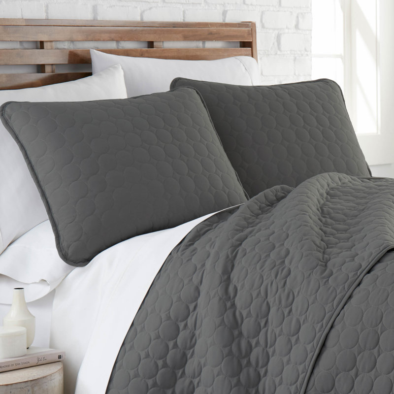 Slate King Microfiber Quilt Set with Shams