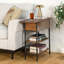 Table de chevet moderne avec tablette de rangement, structure en métal robuste d'une hauteur de 24 po, finition espresso, design compact pour le salon, la chambre à coucher ou le bureau. Brun