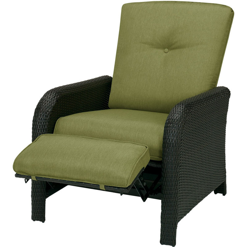 Wicker Outdoor Lounge Chair, Cilantro Green