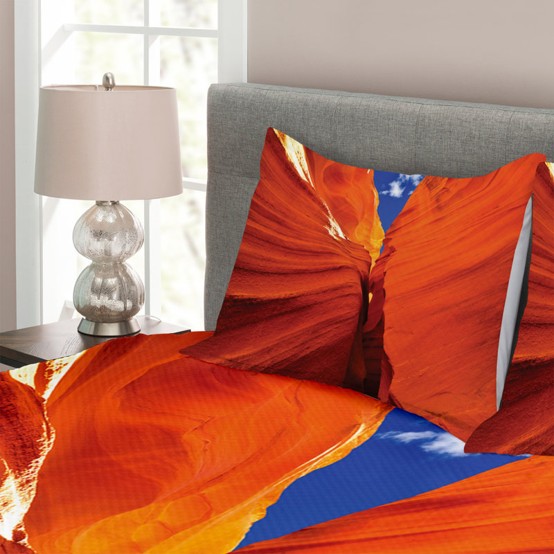 Orange/Blue 100% Microfibre Bedspread, 220 x 264 cm