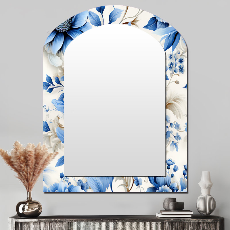 Motif victorien complexe de dentelle cobalt complexe - Miroir décoratif floral sur métal, 43 po x 33 po