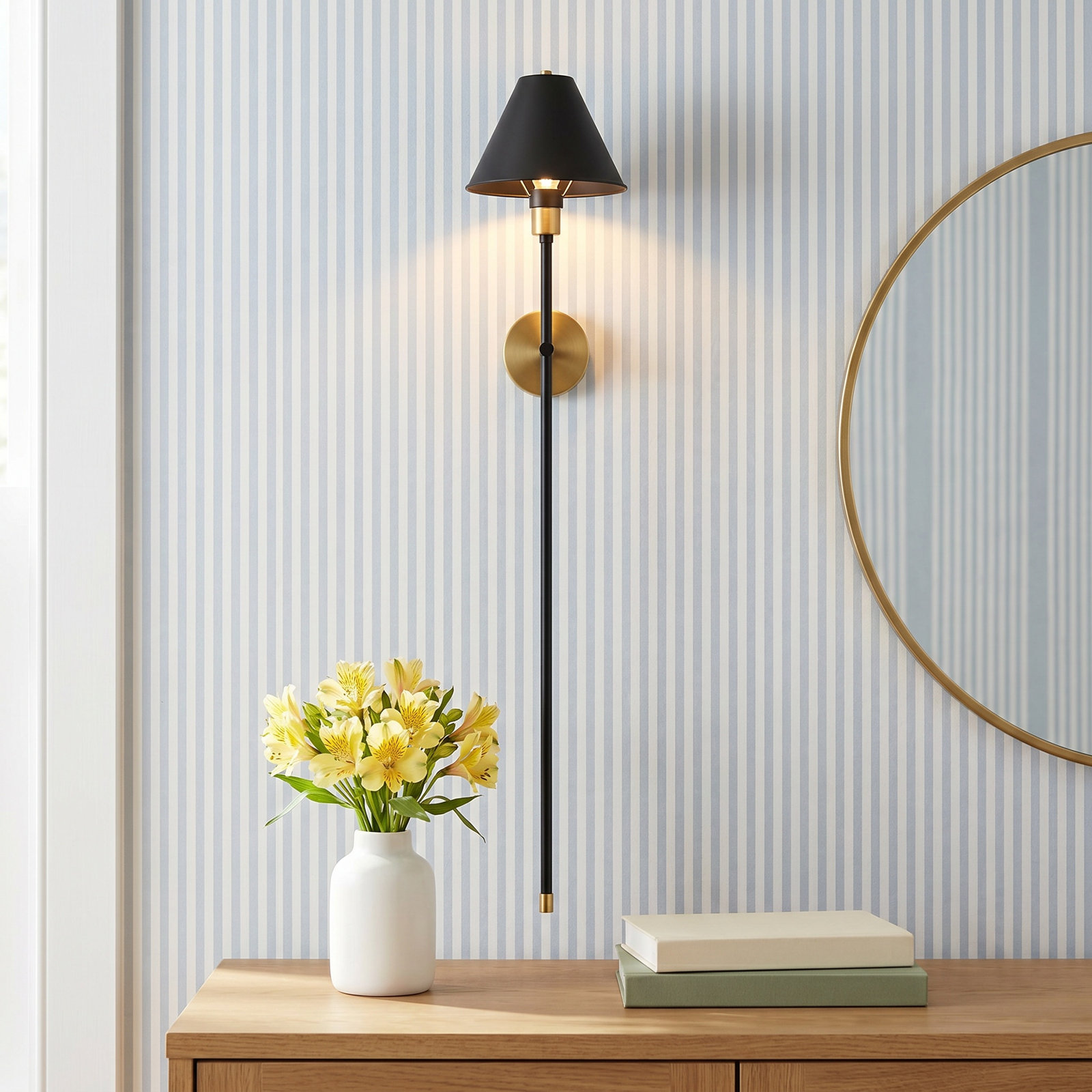 Ronsie Single Light Dimmable Armed Sconce