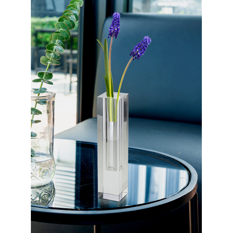 Vase en cristal Serene Spaces Living, H 7 po x l 1,5 po x P 1,5 po