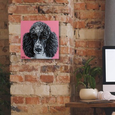 "Caniche noir" par Carolee Vitaletti