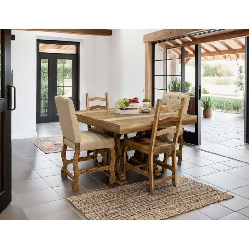 Table Azalyn