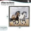 Cadre flottant Wild Run Twin Horses, design par Kim Allen-625935926-625935927
