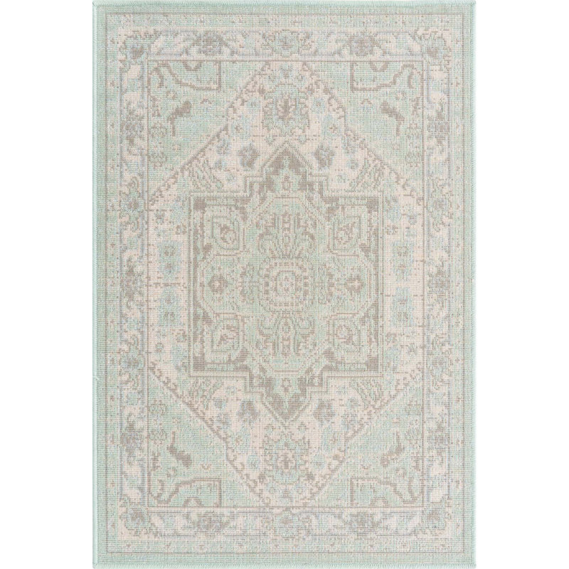 Shauntra Oriental Indoor Rug, Rectangle 2' x 3'1"