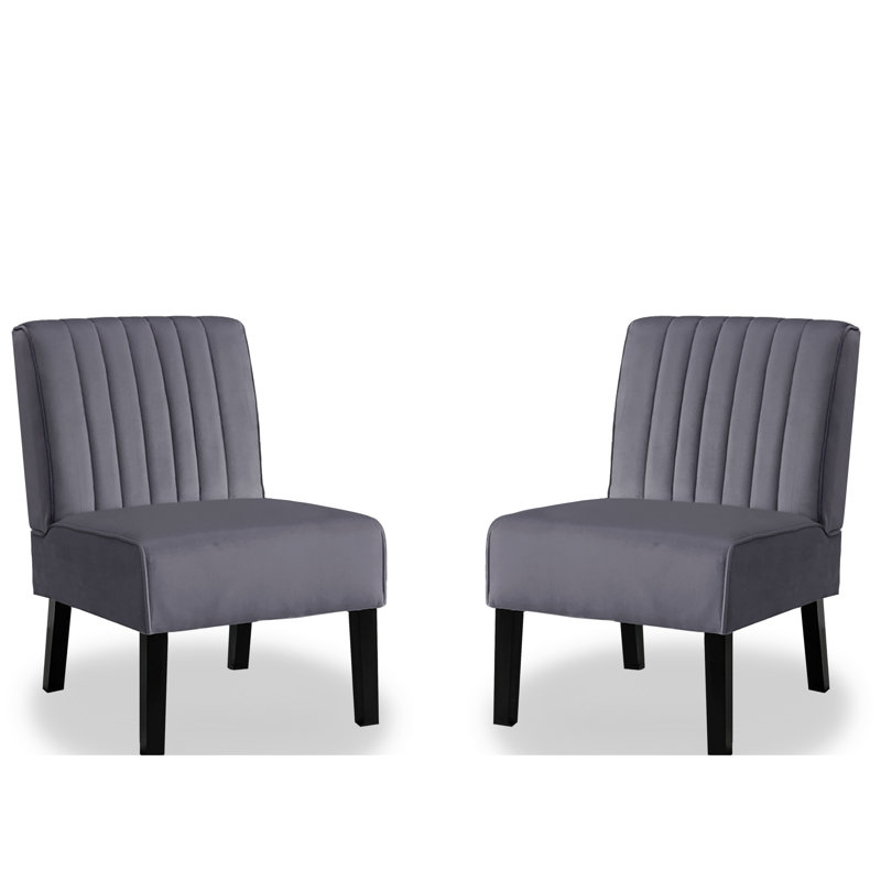 Deux chaises d'appoint Mid-Century modernes en velours gris avec des pieds et des pieds en bois massif