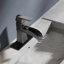 Robinet de salle de bain en acier inoxydable à poignée simple avec cascade Waterfall-103539570