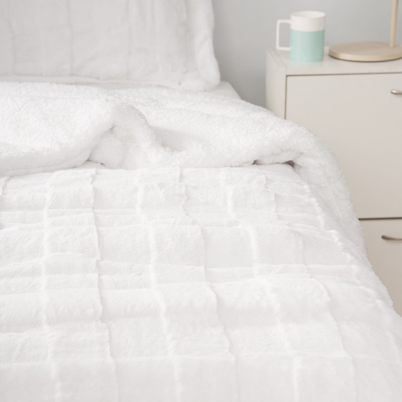 Ensemble d'édredon en fausse fourrure Coma Inducteur, Blanc pur, Grand + 2 taies décoratives standard