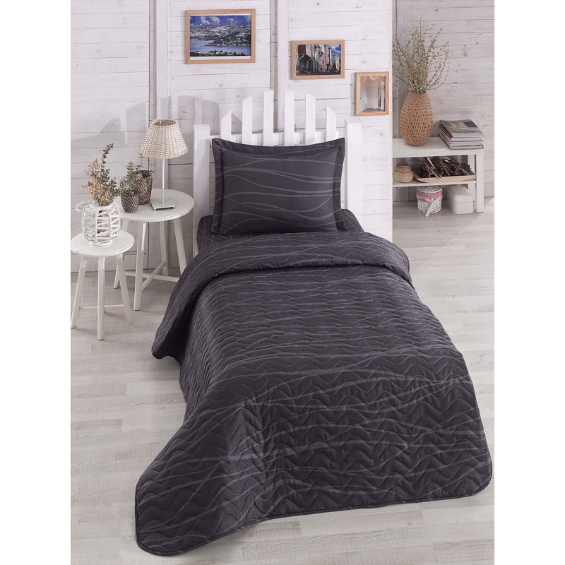 Wade Logan Jaydin Abstract Bedspread with Pillowcases, W220 x L240cm, Black