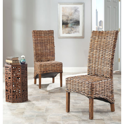 Chaise d'appoint en rotin noyer clair