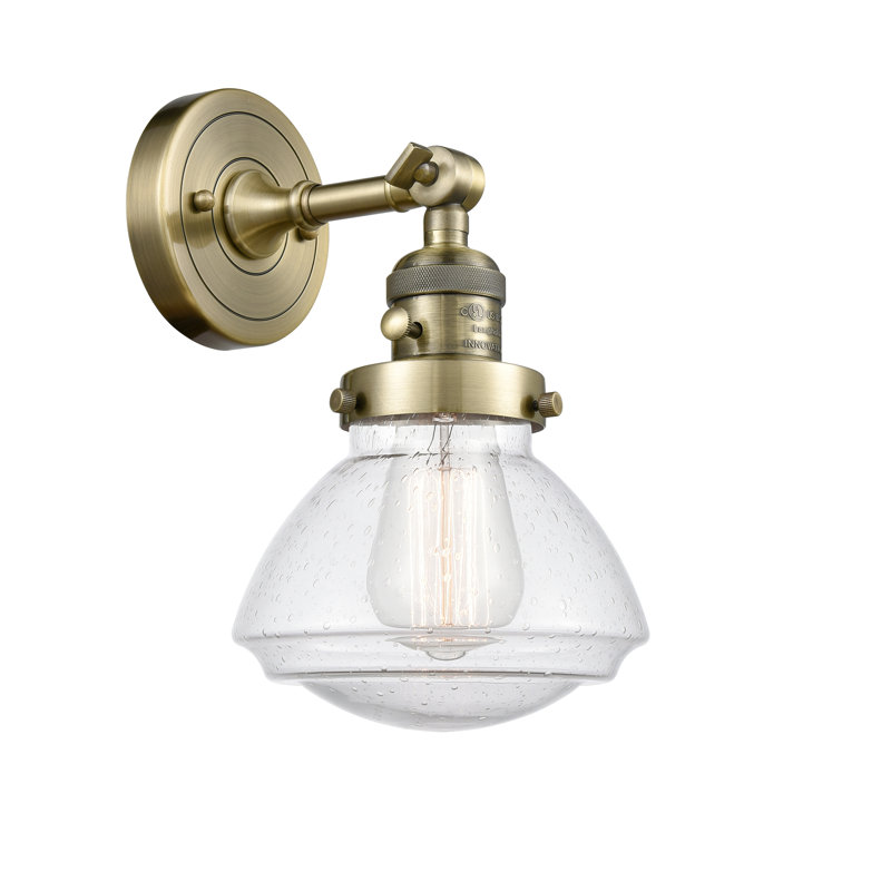 Chesterville Armed Sconce, 3.5 Watt Vintage LED Bulb, Antique Brass, Seedy