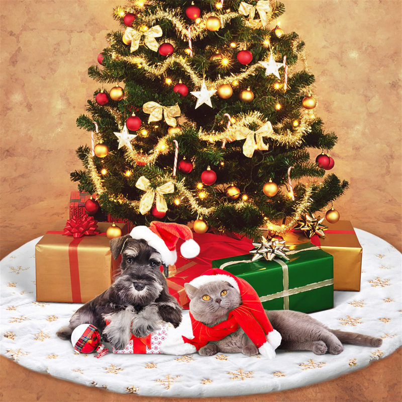 Annetto Faux Fur Tree Skirt