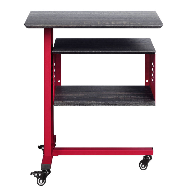 Table moderne rouge avec style asymétrique et installation de rangement murale supplémentaire