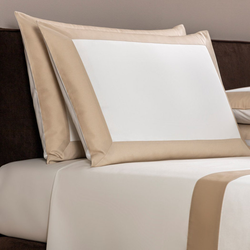 Bold Sheet Set, King Sheet Set with 2 Shams, Milk/Savage Beige