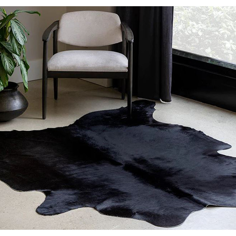 Tapis de zone noire 6 pi x 7 pi vache Bellago