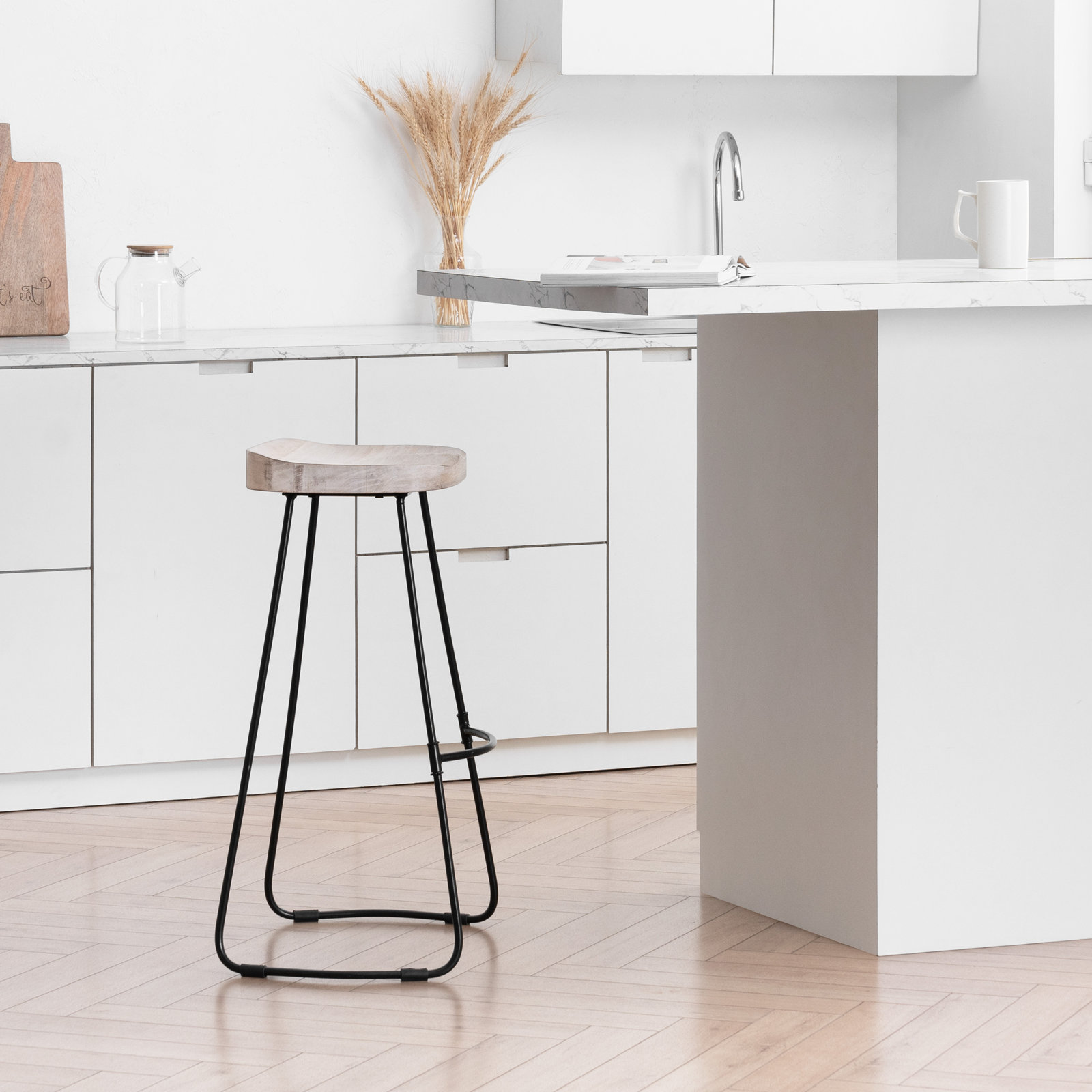 Geonna Bar and Counter Stool, Whitewash, Bar Stool (30" Seat Height)