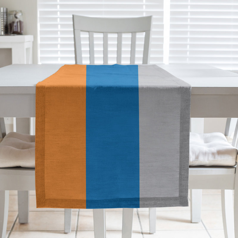 Chemin de table basket New York, L 72 po x l 16 po, Orange / Bleu / Argent, Polyester sergé
