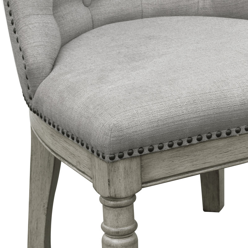 Jahanna Host Chair