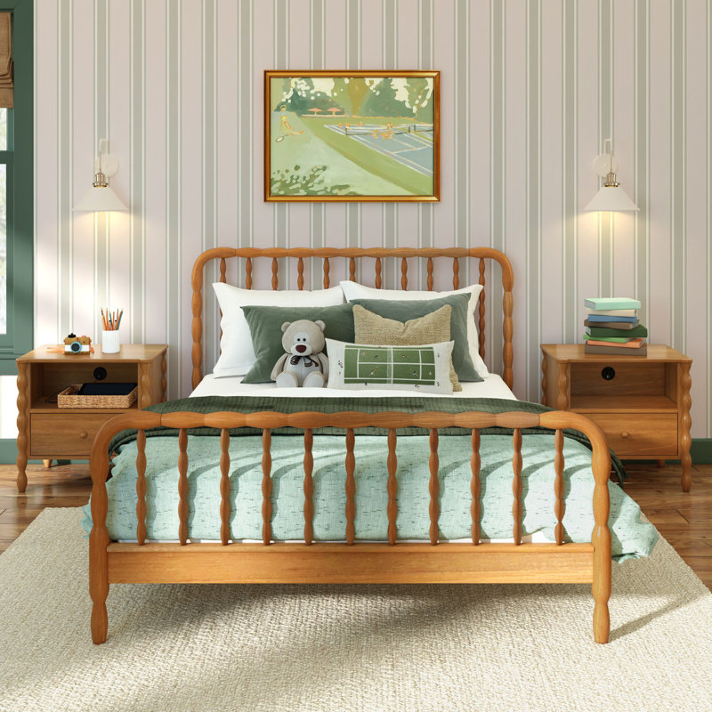 Lind Spindle Solid Wood Bed, Queen, Pecan