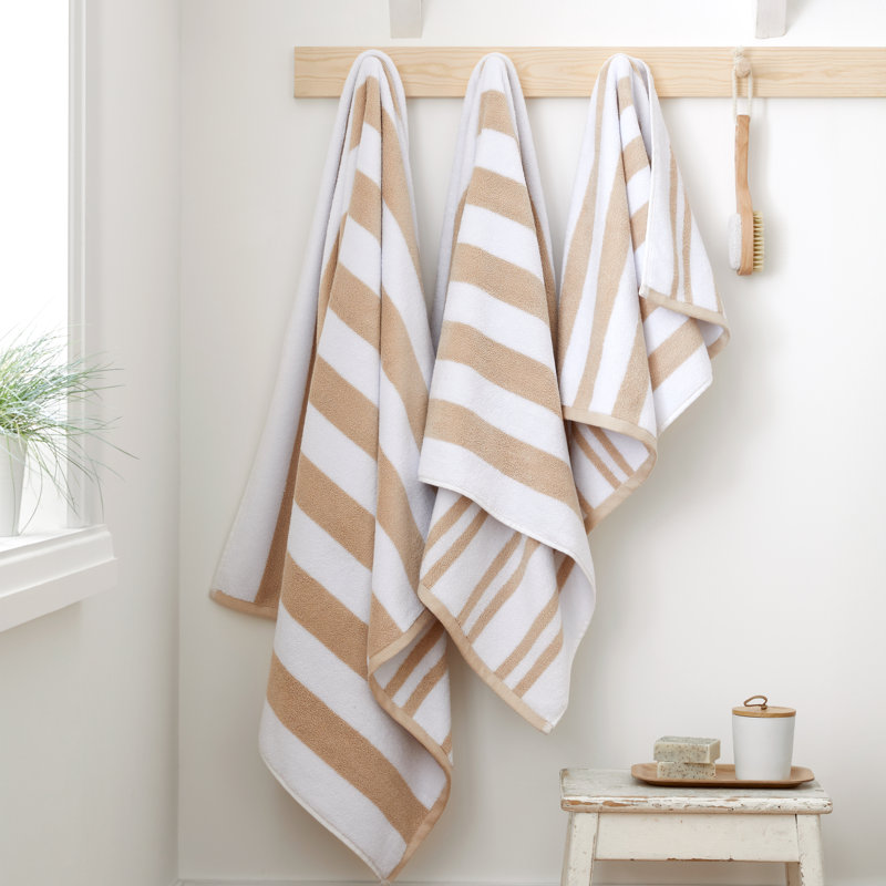 100% Cotton Plush Jacquard Bath Towel, Beige