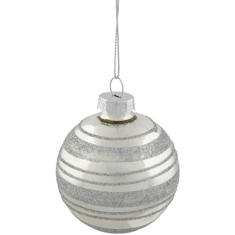 Ornement boule de Noël argentée