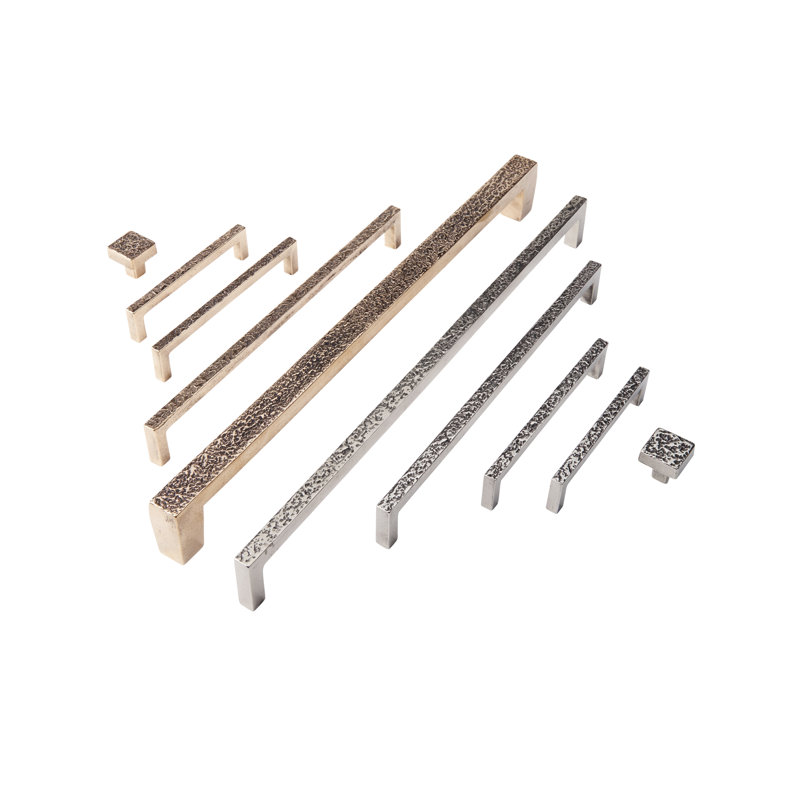 Cosmos Bar / Handle Pull, Natural Bronze