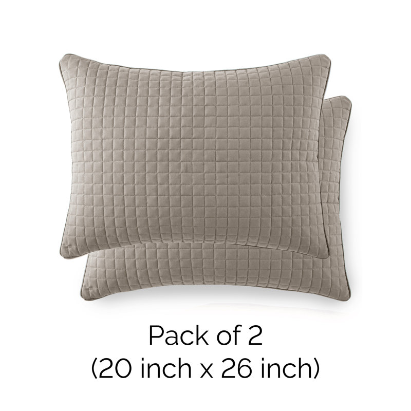 Ensemble de 2 taies décoratives matelassées à motif carré en microfibre brossé à double bordure Southwood, H 20 po x l 26 po