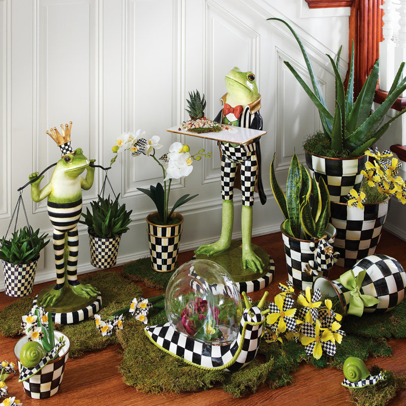 Courtly Check® Garden Pot, 9.5" H x 12" W x 12" D