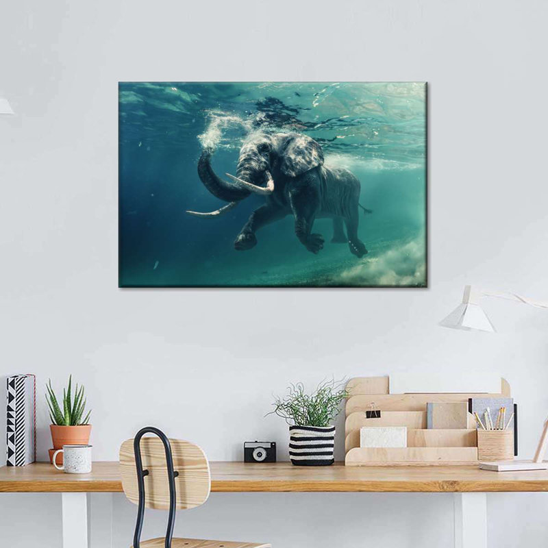 «Natation éléphant», reproduction sur toile tendue, H 20 po x l 30 po x P 1,25 po
