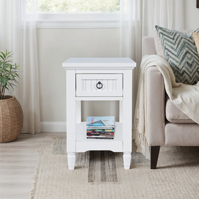 Table de bout avec tablette de rangement Pearce Modern Farmhouse