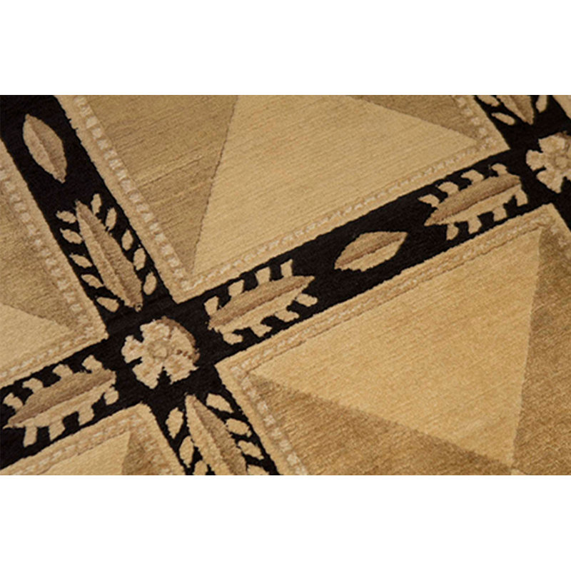 Tapis noir de haute qualité noué à la main