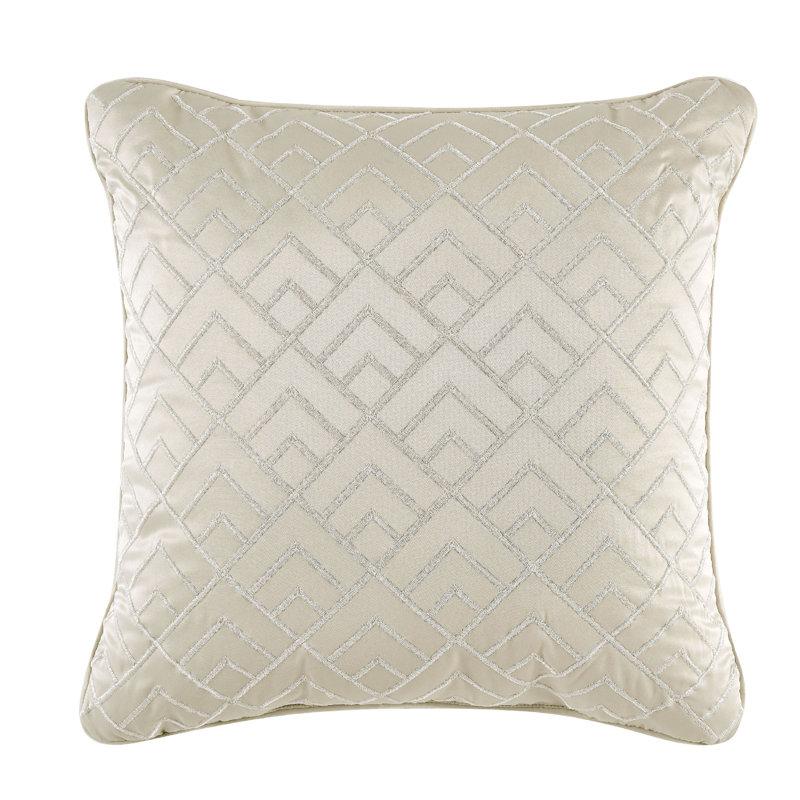Ivory Queen 7-Piece Polyester Comforter Set