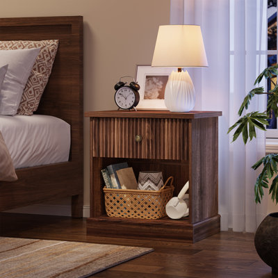 GarveeHome Modern Design - Bedside Table with Storage Space - Compact Bedroom Bedside Table - with Drawers and Open Compartments, Grooved Structure - Brown